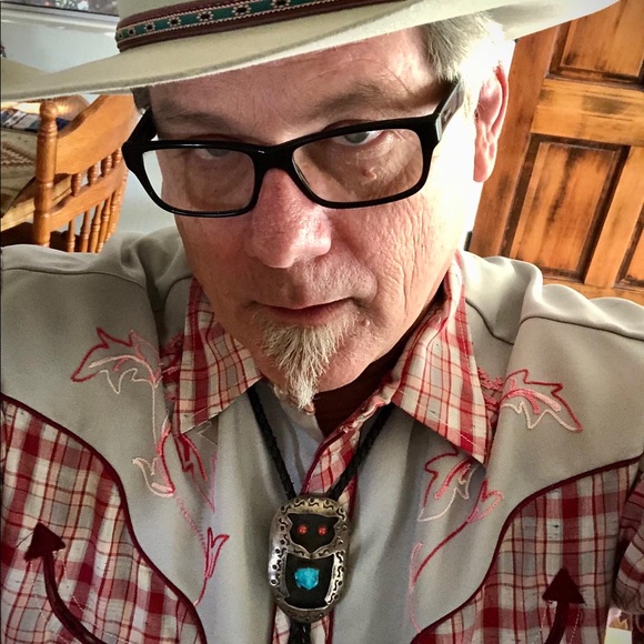 Meet your Posher, Jeff - Picture 1 of 1